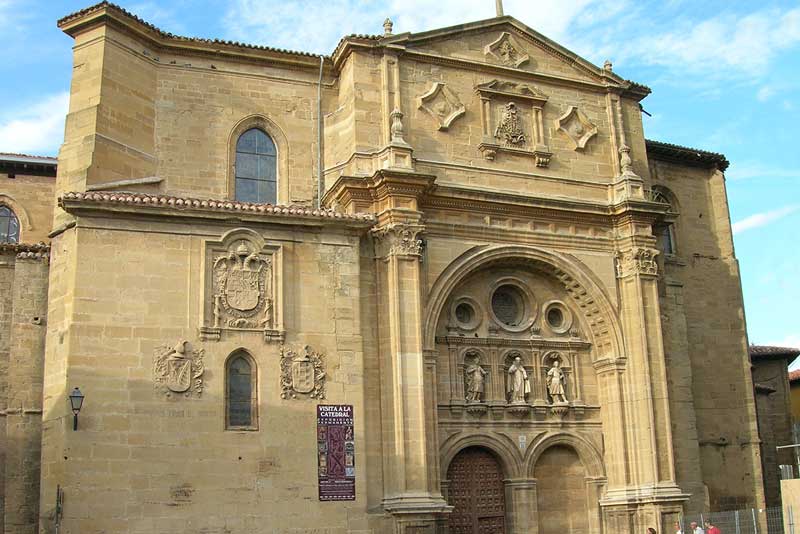 Niedrige Heizkosten für die Catedral de Santo Domingo dank Warmup Heizsystemen